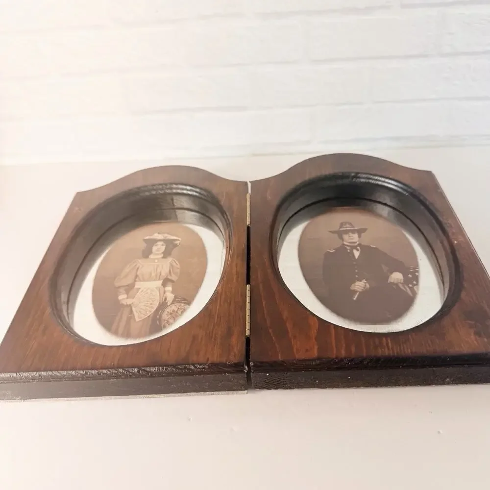 Vintage 5x7 Wooden Double Photo Frame with Mirrored Oval Photos Etched